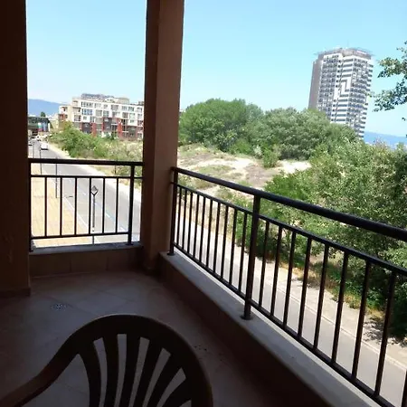 апартамент в комплекс Golden Beach, Sunny Slăntjev Brjag